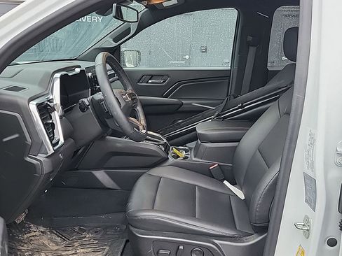 Used 2023 GMC Canyon Elevation w/ Elevation Premium Package image 7