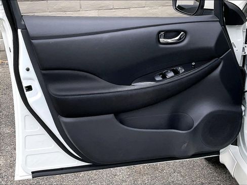 Used 2023 Nissan Leaf SV Plus FWD image 22
