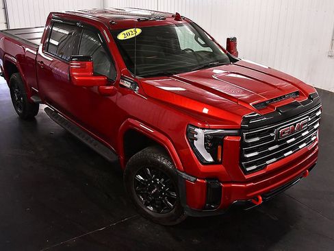 Used 2025 GMC Sierra 2500 AT4 w/ AT4 Premium Plus Package AWD/4WD image 17