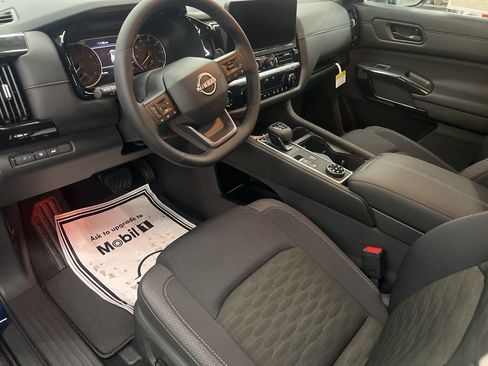 New 2026 Nissan Pathfinder SV image 28