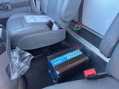 Used 2024 Ford E-350 and Econoline 350 Super Duty w/ Power Windows & Locks Group image 12