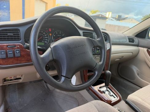 Used 2004 Subaru Outback Wagon AWD/4WD image 11