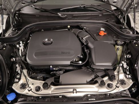 New 2025 MINI Cooper 2-Door Hardtop image 20