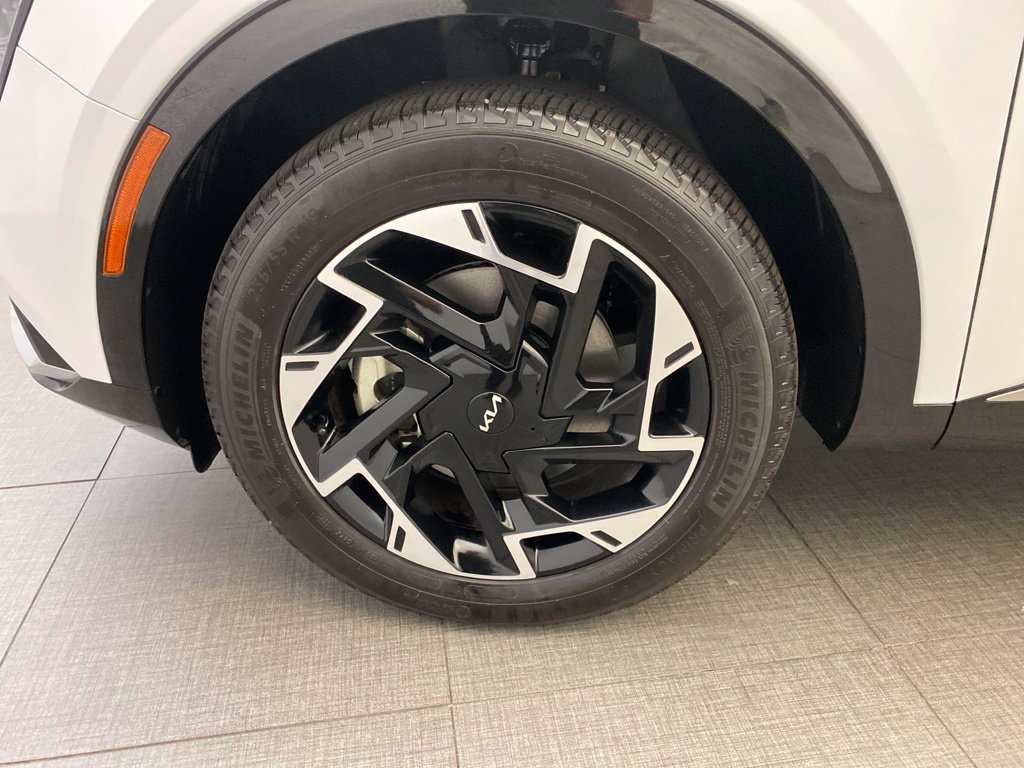 Used 2024 Kia Sportage SX AWD/4WD image 9