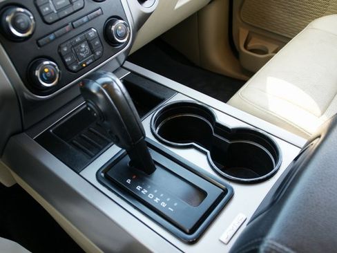 Used 2017 Ford Expedition EL XLT w/ Equipment Group 202A image 28