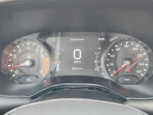 Used 2025 Jeep Compass Latitude w/ Convenience Group AWD/4WD image 14