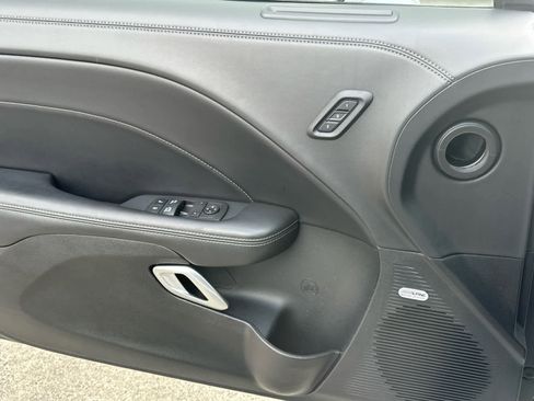 Used 2021 Dodge Challenger R/T Scat Pack w/ Shaker Package image 18