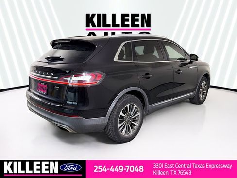 Used 2020 Lincoln Nautilus FWD w/ Equipment Group 101A image 8