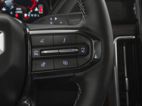 Used 2026 GMC Yukon XL Denali Ultimate AWD/4WD image 25