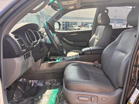 Used 2007 Toyota 4Runner Limited AWD/4WD image 16