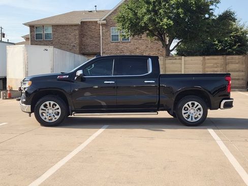 Used 2024 Chevrolet Silverado 1500 LTZ w/ LTZ Convenience Package II AWD/4WD image 12