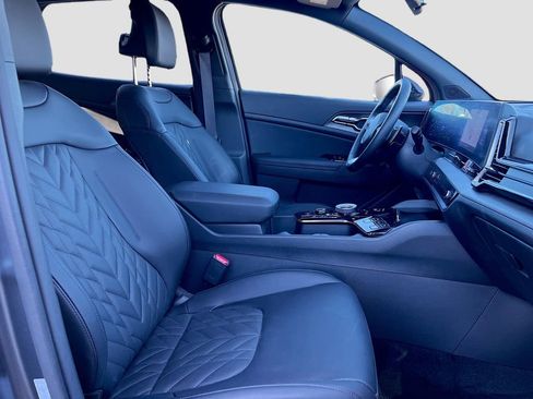 Used 2025 Kia Sportage X-Line Prestige image 30