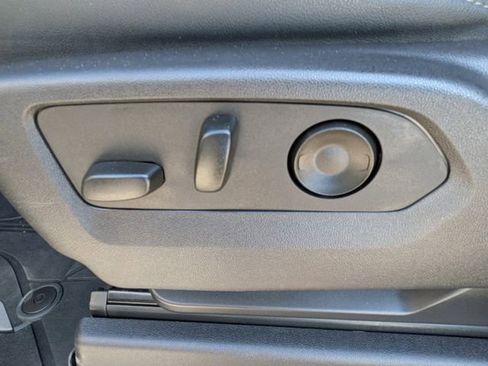 Used 2024 Chevrolet Silverado 1500 LT Trail Boss w/ LT Trail Boss Premium Package image 19