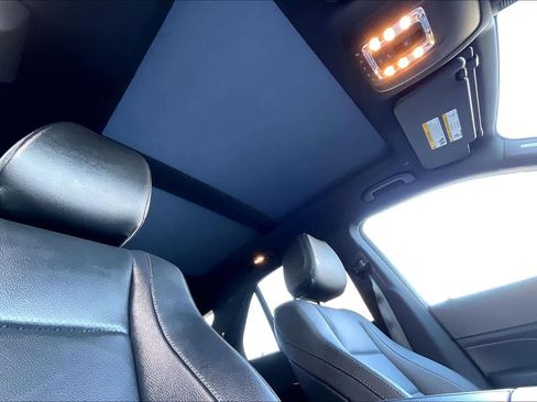 Used 2025 Mercedes-Benz GLE 450 4MATIC image 13