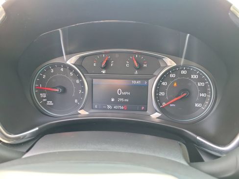 Used 2024 Chevrolet Equinox LT FWD image 30