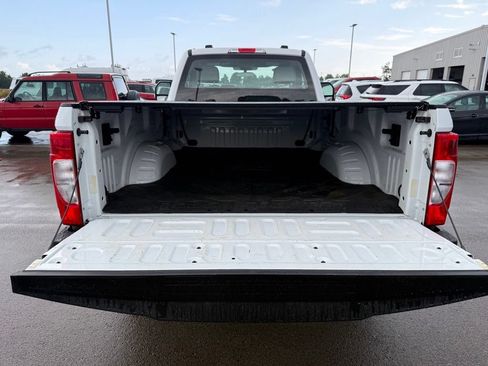 Used 2022 Ford F350 XL w/ Power Equipment Group RWD image 32