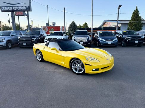 Used 2006 Chevrolet Corvette Convertible w/ Preferred Equipment Group RWD image 2