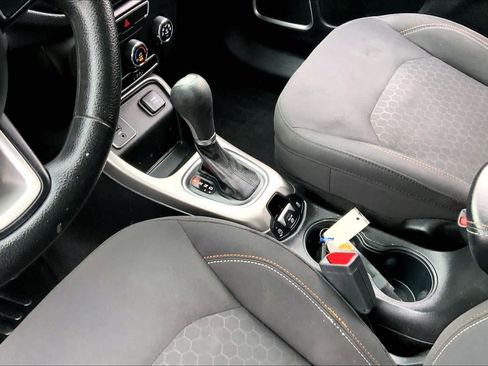 Used 2017 Jeep Compass Sport image 15