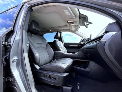 Used 2025 INFINITI QX60 Sensory AWD/4WD image 15