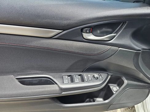Used 2019 Honda Civic Si image 9