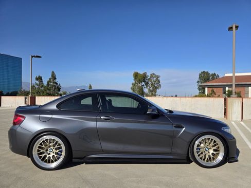 Used 2017 BMW M2 RWD image 7
