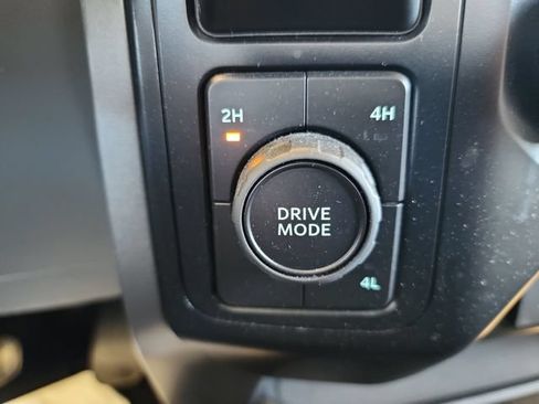 Used 2023 Ford F150 XLT AWD/4WD image 19