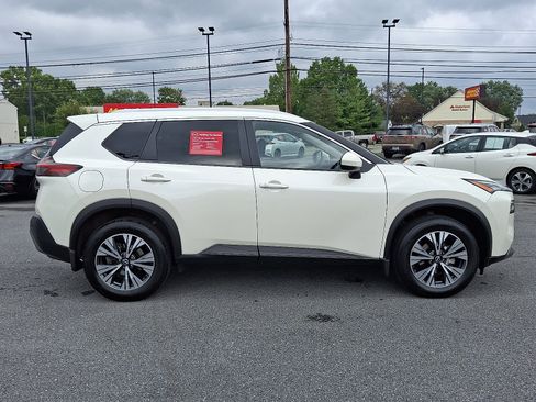 Certified 2023 Nissan Rogue SV w/ SV Premium B Package image 9