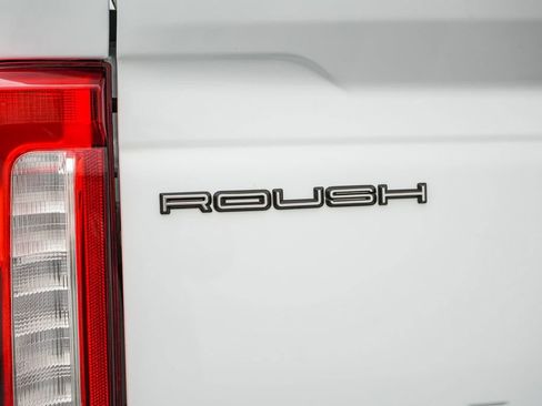 Used 2024 Ford F250 Lariat w/ Lariat Ultimate Package AWD/4WD image 21
