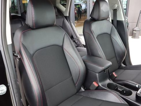 Used 2023 Kia Soul GT-Line image 12