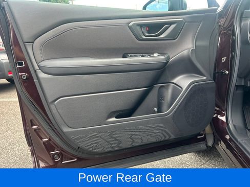 Used 2026 Subaru Forester Premium AWD/4WD image 11