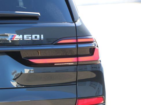 Certified 2025 BMW X7 M60i image 11