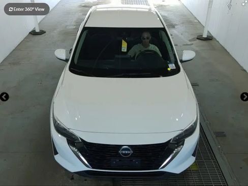 Used 2024 Nissan Sentra S FWD image 4