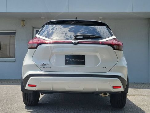 Used 2024 Nissan Kicks SV FWD image 4