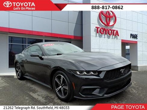 Used 2024 Ford Mustang Coupe image 1