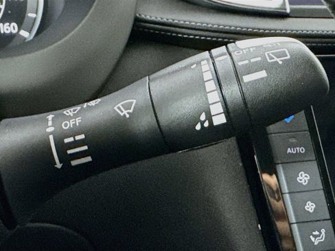Certified 2023 INFINITI QX50 Luxe w/ Accent Package FWD image 16