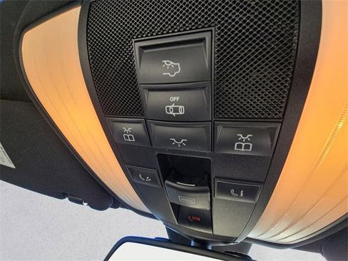 Used 2011 Mercedes-Benz E 350 Sedan image 19