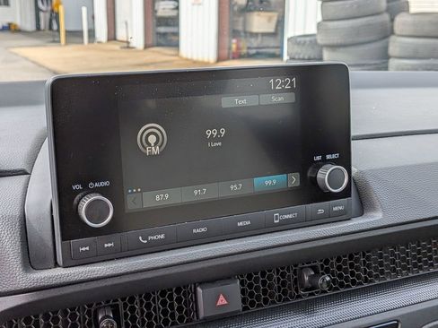 Used 2025 Honda CR-V LX image 22