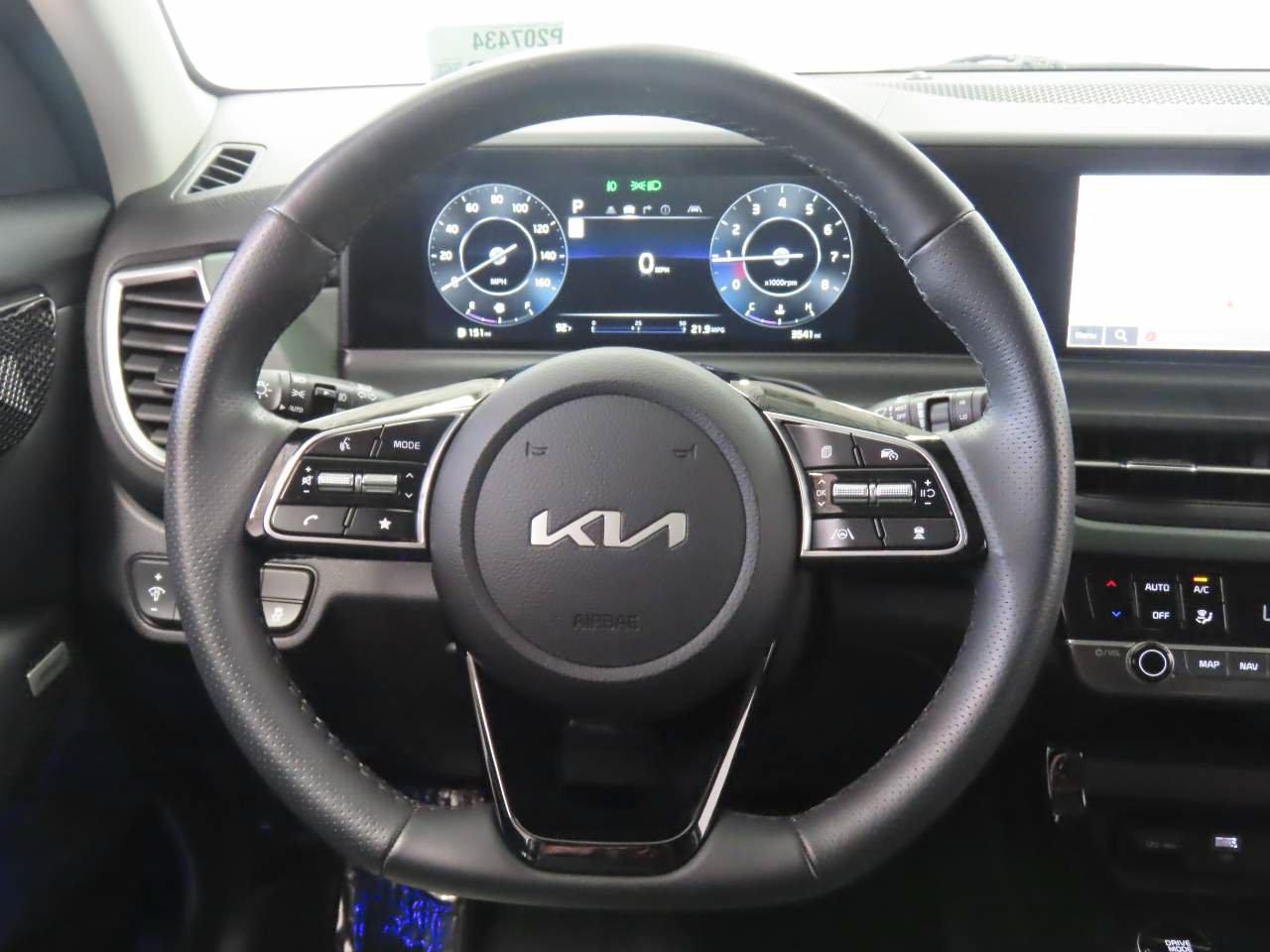 Used 2024 Kia Seltos SX AWD/4WD image 10