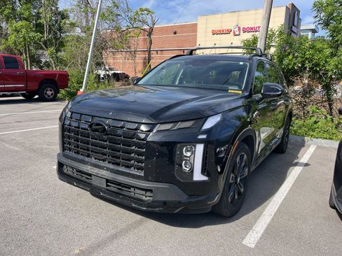 Used 2024 Hyundai Palisade XRT FWD image 3