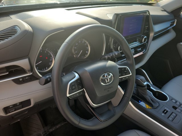 Used 2026 Toyota Highlander XLE AWD/4WD image 27