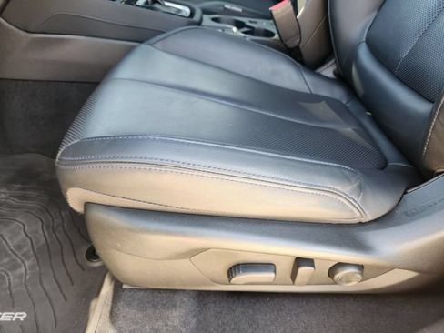 Certified 2025 Subaru Forester Limited AWD/4WD image 25