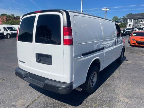 Used 2020 Chevrolet Express 2500 w/ Safety Package RWD image 6