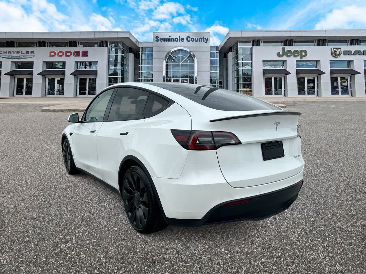 Used 2022 Tesla Model Y Performance AWD/4WD image 6