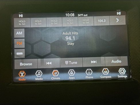 Used 2019 Jeep Wrangler Unlimited Sahara image 17