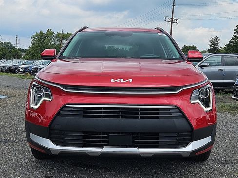 New 2025 Kia Niro EX w/ EX Cold Weather Package image 2