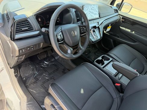 New 2026 Honda Odyssey Elite image 12