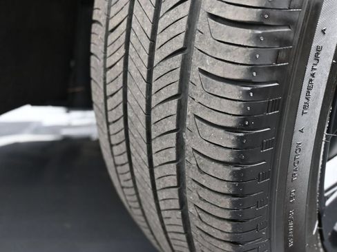 Certified 2024 Honda HR-V Sport image 17