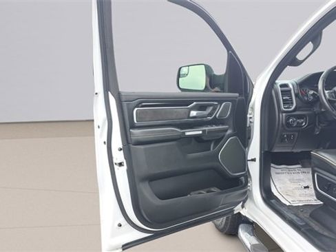 Used 2019 RAM 1500 Laramie image 12