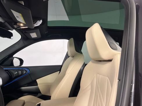 Used 2025 BMW X3 xDrive30i w/ Premium Package image 23