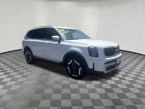 Used 2024 Kia Telluride S w/ S Sunroof Package AWD/4WD image 3